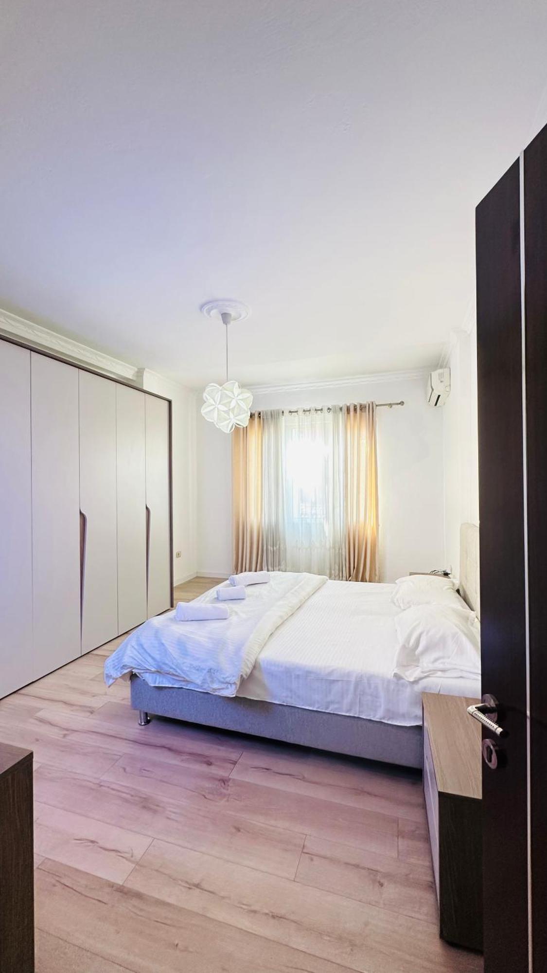Bllok: Central Cozy Stay, 24/7 Self Check-In Tiran Dış mekan fotoğraf