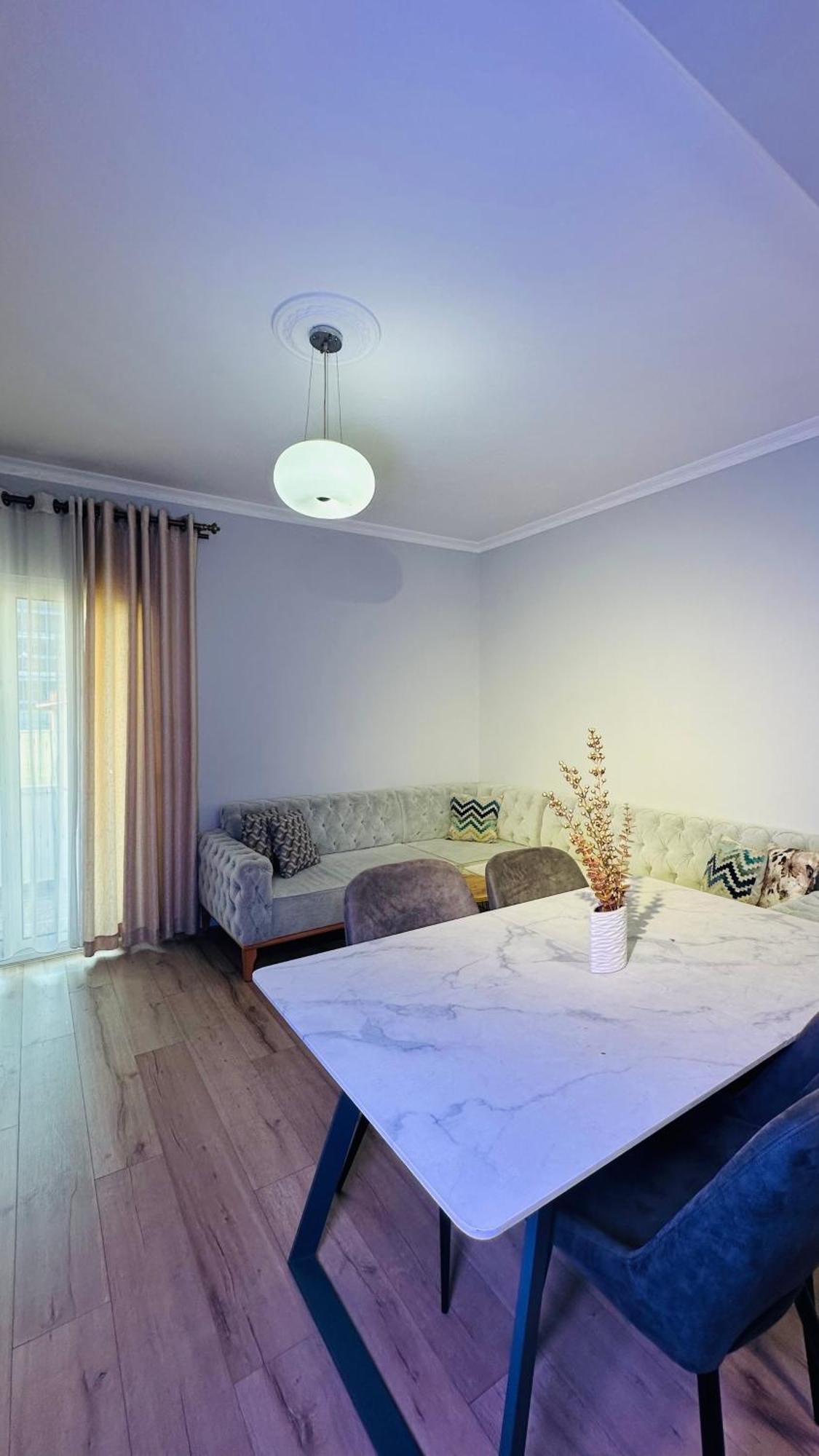 Bllok: Central Cozy Stay, 24/7 Self Check-In Tiran Dış mekan fotoğraf