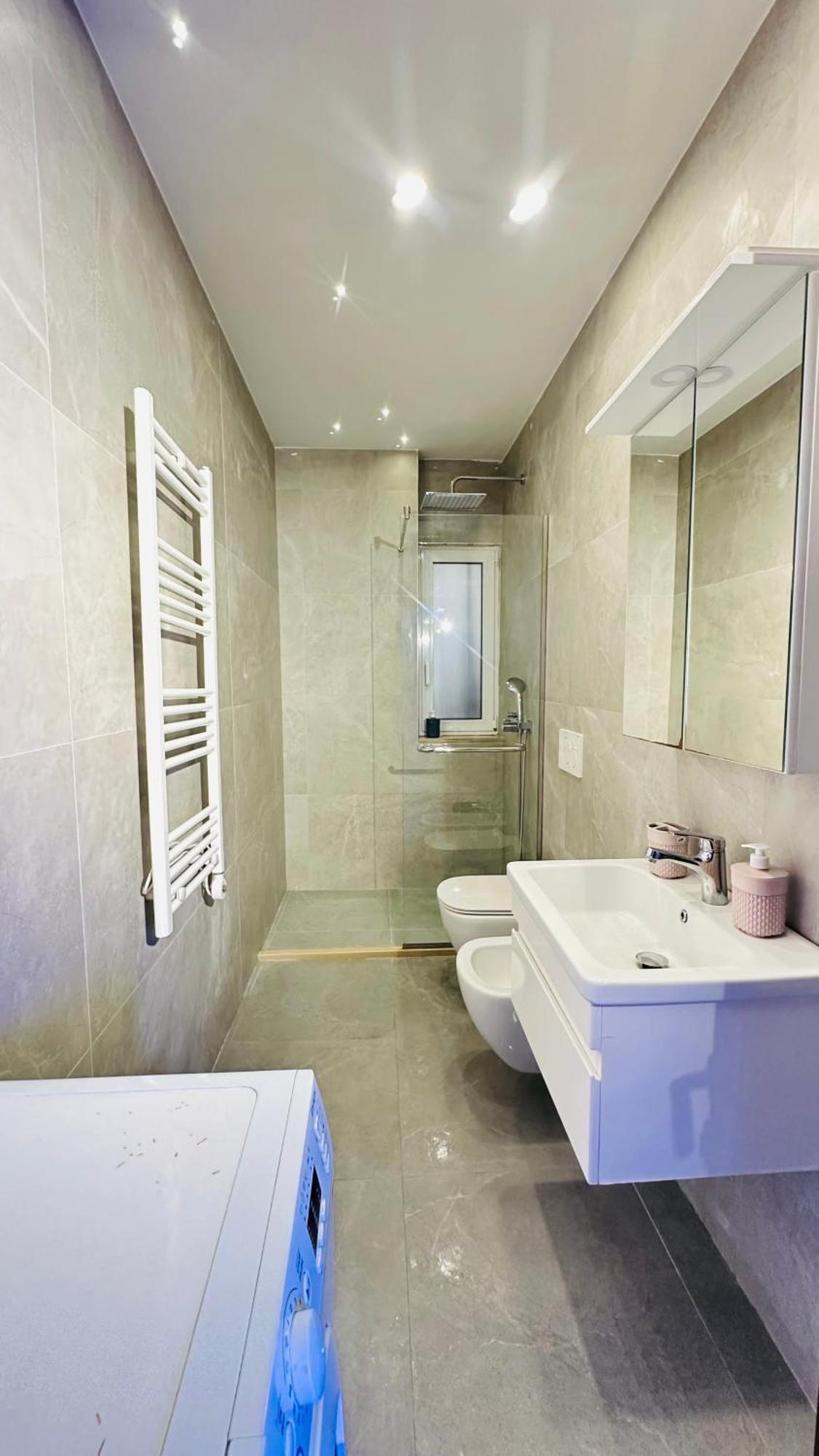 Bllok: Central Cozy Stay, 24/7 Self Check-In Tiran Dış mekan fotoğraf